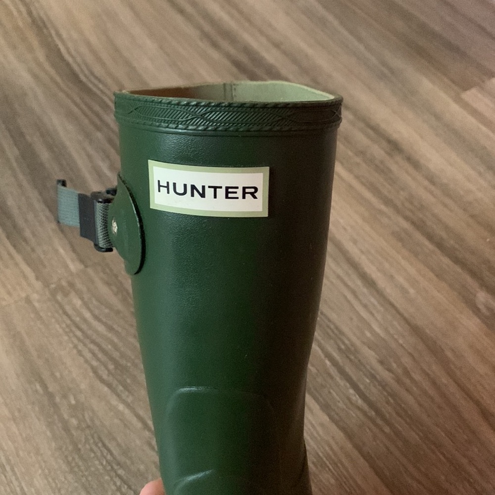Matte Green Hunter Boots - Picture 7 of 9